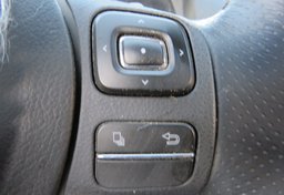 2017 Lexus RC - Image 30