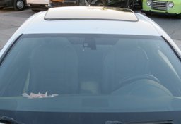 2017 Lexus RC - Image 13