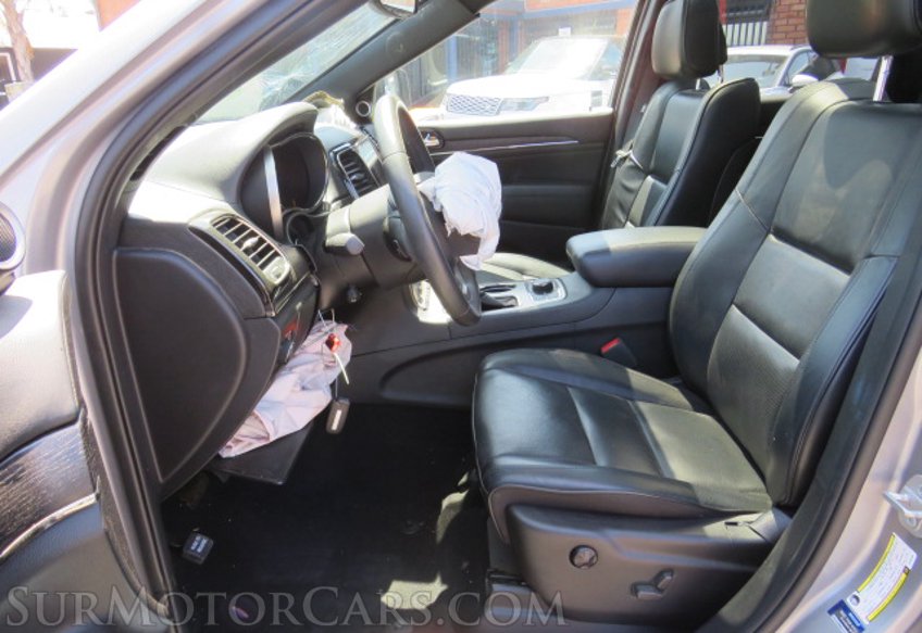 2019 Jeep Grand Cherokee - Image 24