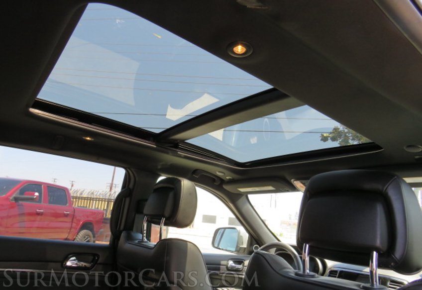 2019 Jeep Grand Cherokee - Image 49