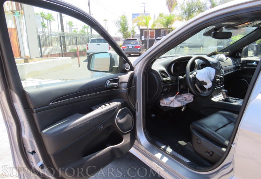 2019 Jeep Grand Cherokee - Image 20