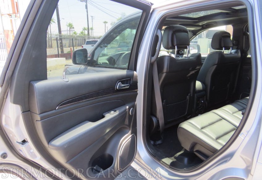2019 Jeep Grand Cherokee - Image 22