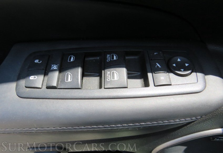 2019 Jeep Grand Cherokee - Image 42