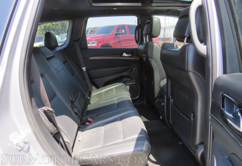 2019 Jeep Grand Cherokee - Image 29