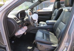 2019 Jeep Grand Cherokee - Image 26