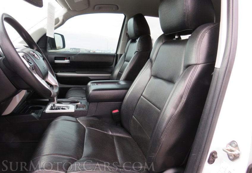 2016 Toyota Tundra 4WD Truck - Image 29