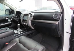 2016 Toyota Tundra 4WD Truck - Image 27