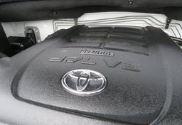 2016 Toyota Tundra 4WD Truck - Image 60