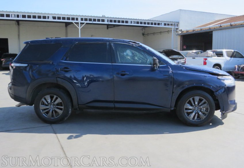 2022 Nissan Pathfinder - Image 6