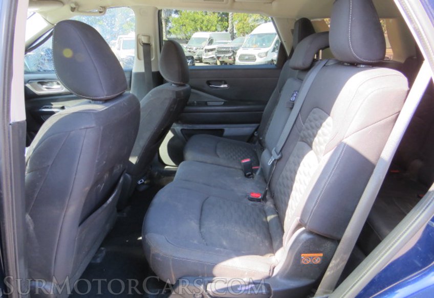 2022 Nissan Pathfinder - Image 29