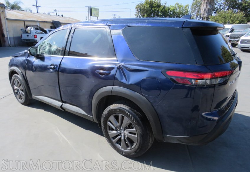 2022 Nissan Pathfinder - Image 7