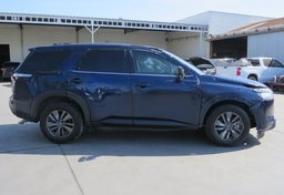 2022 Nissan Pathfinder - Image 6