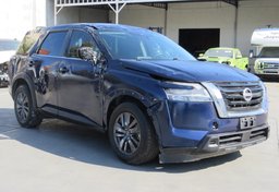 2022 Nissan Pathfinder - Image 4