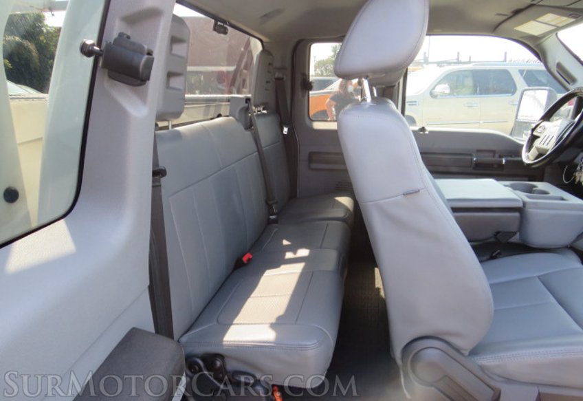 2016 Ford Super Duty F-250 SRW - Image 32