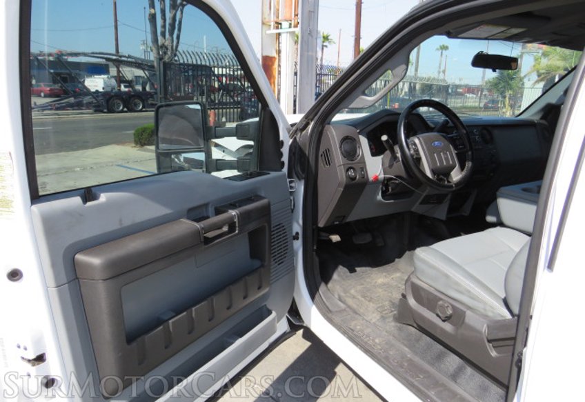 2016 Ford Super Duty F-250 SRW - Image 29