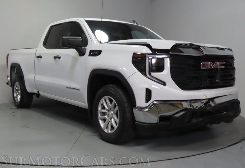 2025 GMC Sierra 1500 - Image 4