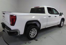 2025 GMC Sierra 1500 - Image 8