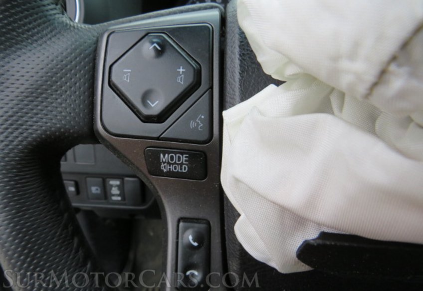 2021 Toyota Tacoma 4WD - Image 32