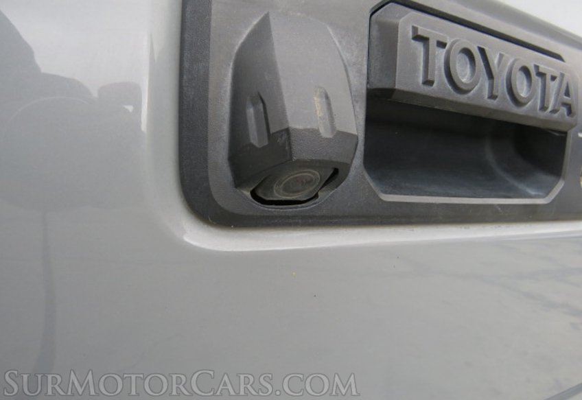 2021 Toyota Tacoma 4WD - Image 17