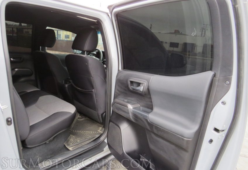 2021 Toyota Tacoma 4WD - Image 22