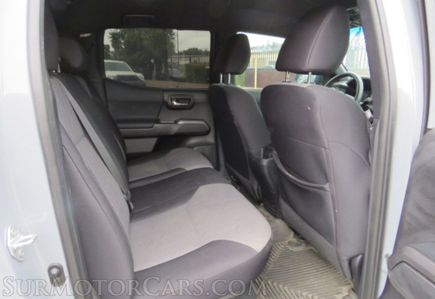 2021 Toyota Tacoma 4WD - Image 30