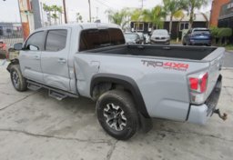 2021 Toyota Tacoma 4WD - Image 6