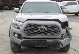 2021 Toyota Tacoma 4WD - Image 9