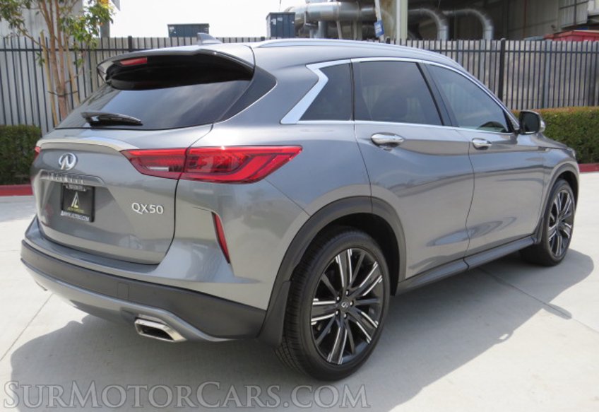 2021 Infiniti QX50 - Image 10