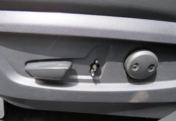 2021 Infiniti QX50 - Image 46