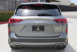 2021 Infiniti QX50 - Image 12