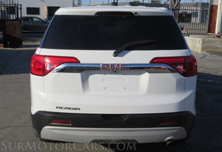 2019 GMC Acadia - Image 11
