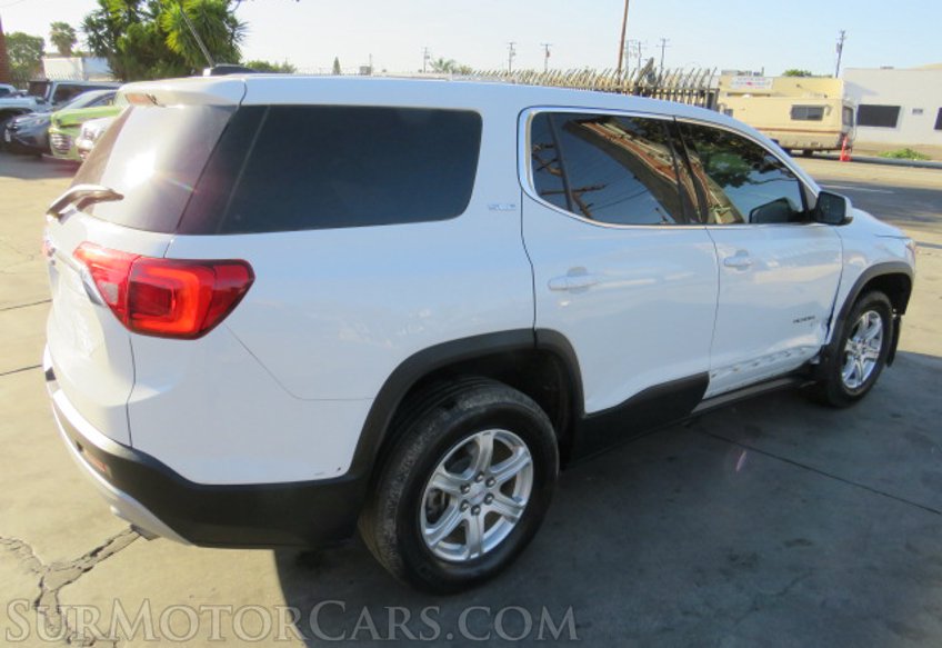 2019 GMC Acadia - Image 10