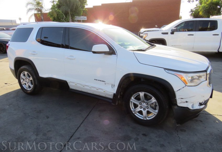 2019 GMC Acadia - Image 2