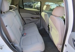 2019 GMC Acadia - Image 29