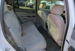 2019 GMC Acadia - Image 27