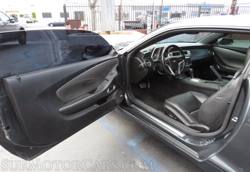 2015 Chevrolet Camaro - Image 18