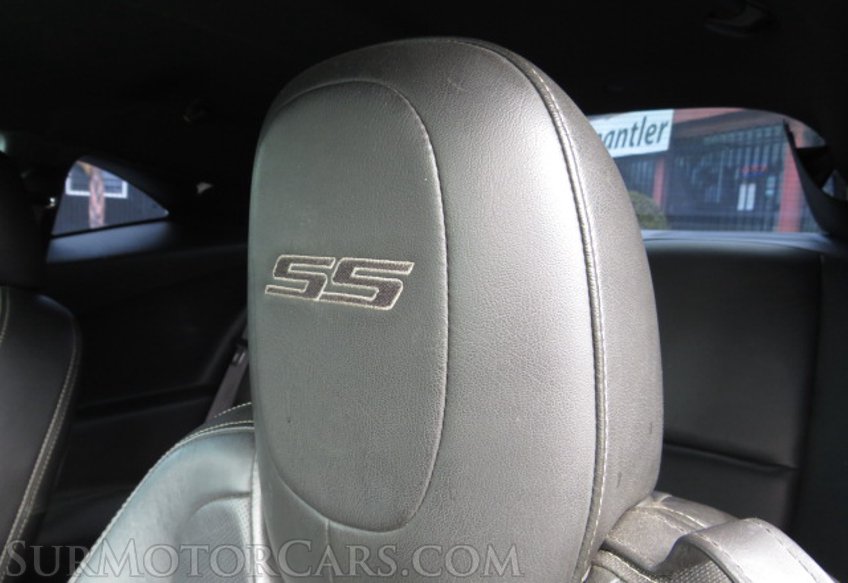 2015 Chevrolet Camaro - Image 26