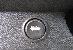 2015 Chevrolet Camaro - Image 33