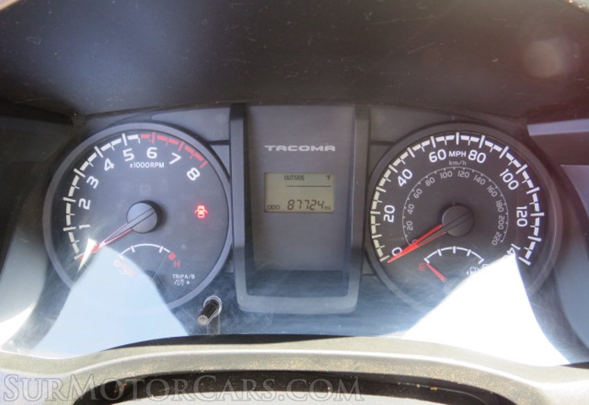 2017 Toyota Tacoma - Image 29