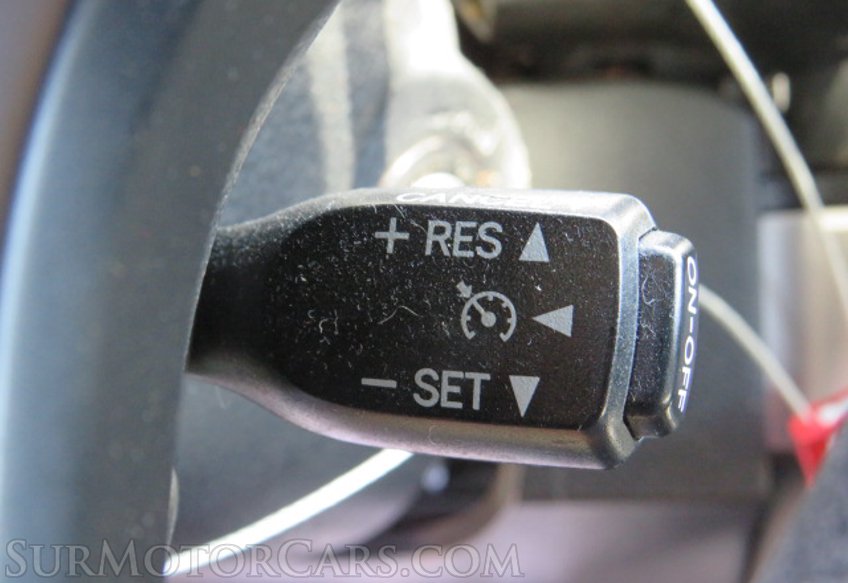 2017 Toyota Tacoma - Image 31