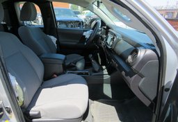 2017 Toyota Tacoma - Image 24