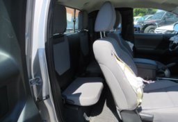 2017 Toyota Tacoma - Image 28