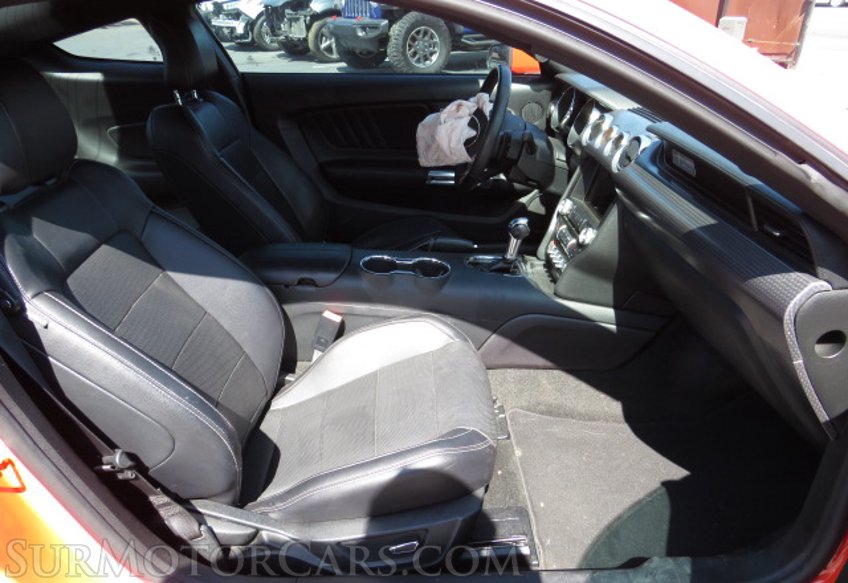 2016 Ford Mustang - Image 21