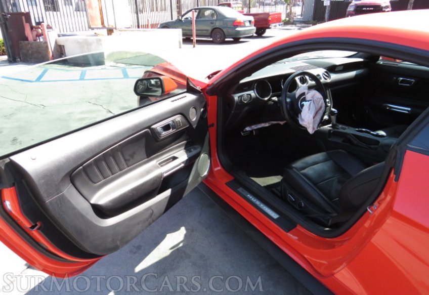 2016 Ford Mustang - Image 18