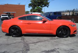 2016 Ford Mustang - Image 11