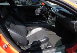 2016 Ford Mustang - Image 23