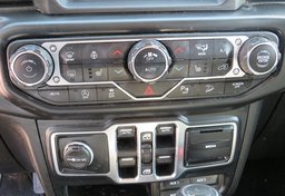 2018 Jeep Wrangler Unlimited - Image 40
