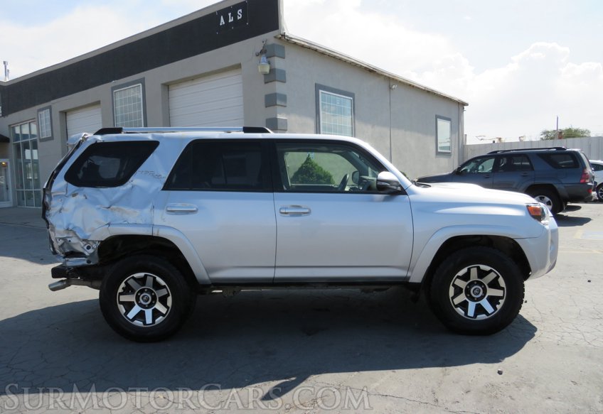 2018 Toyota 4Runner - Image 8