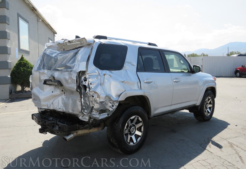 2018 Toyota 4Runner - Image 6