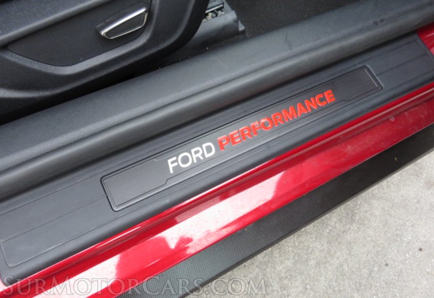 2019 Ford Mustang - Image 30